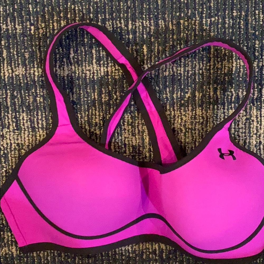 Sports bra